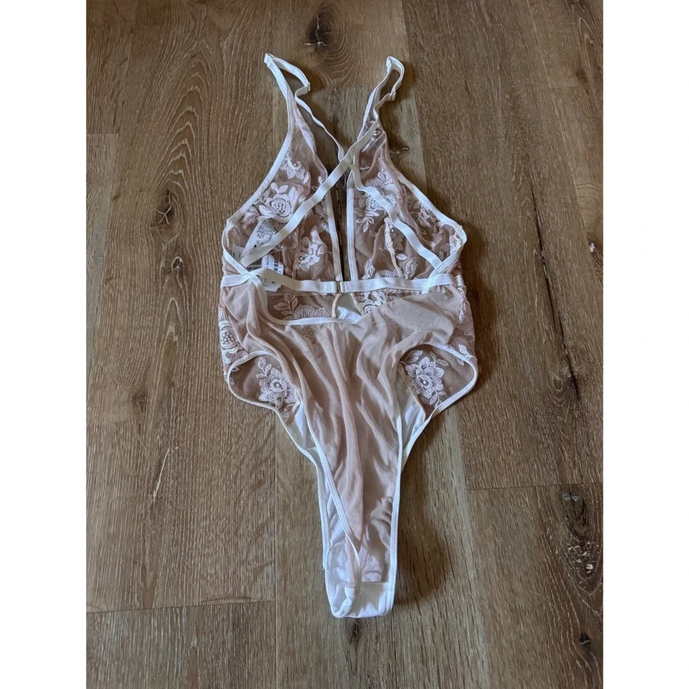 Lingerie‎ Bundle Lace Bodysuits & High Waist Panties 4pc
